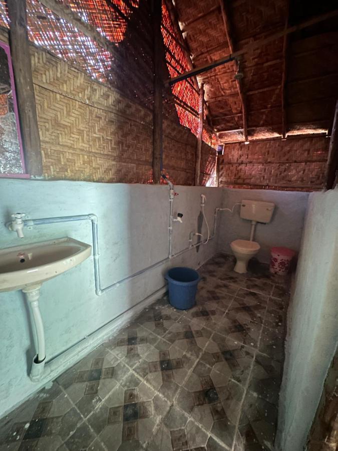 The Gravity Cafe -A Unit Of Staychillhampi Exterior foto